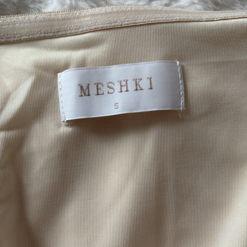 MESHKI Caspian dress in ivory- size small - Picture 5 of 11